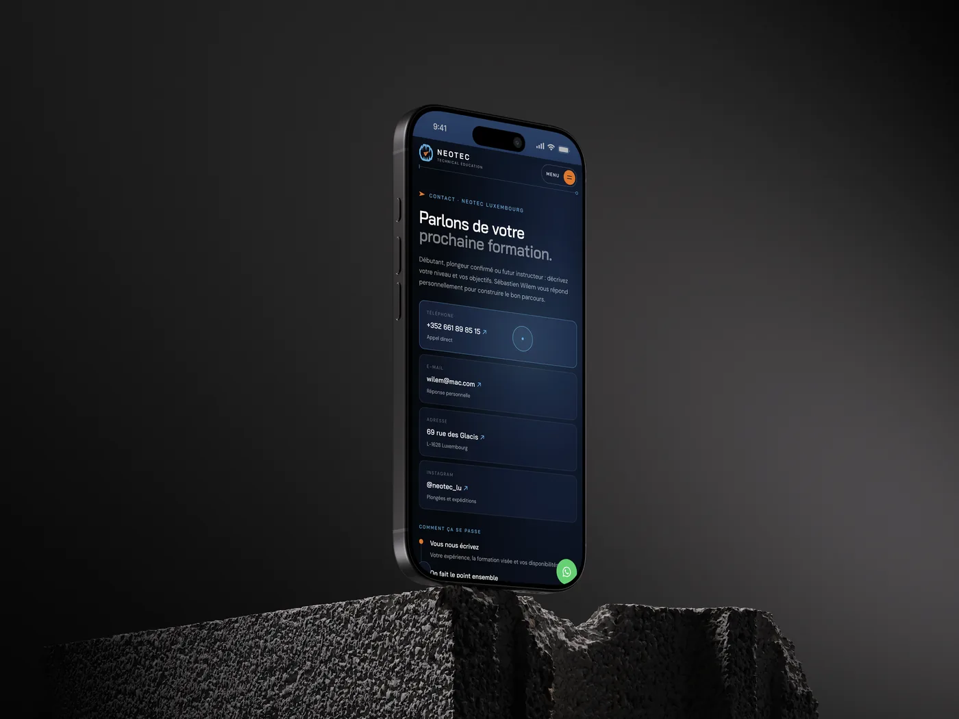 Page de contact de Neotec sur mobile : un formulaire clair et de grands boutons