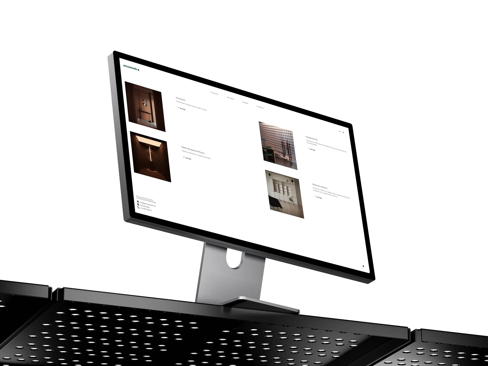 Página de proyectos de pocoestudio.es en un monitor